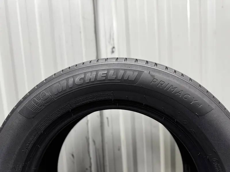 Шини бу 215 65 R16 Michelin Primacy 4