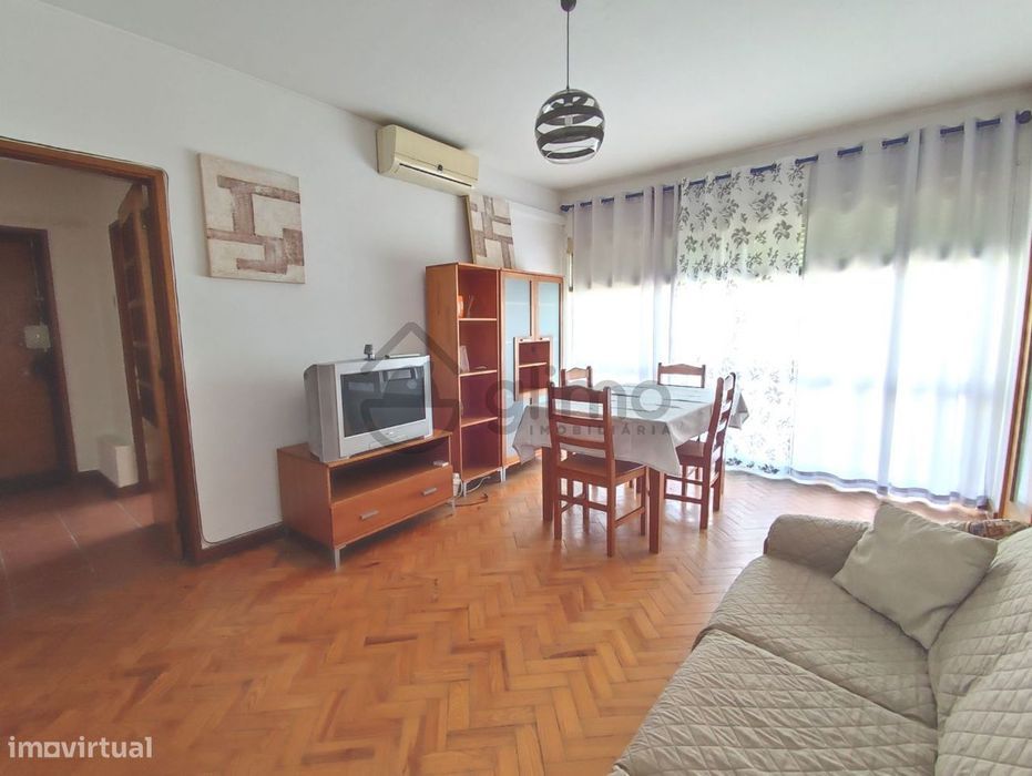 Arrenda-se T4 Bairro Norton Matos