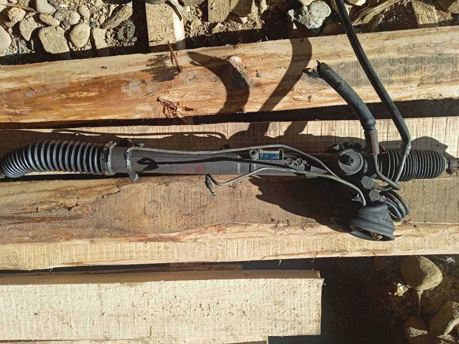 Продам рульова рейка пасата Б 5 привезена з Чехії  +38О 96 66 п3 1п1