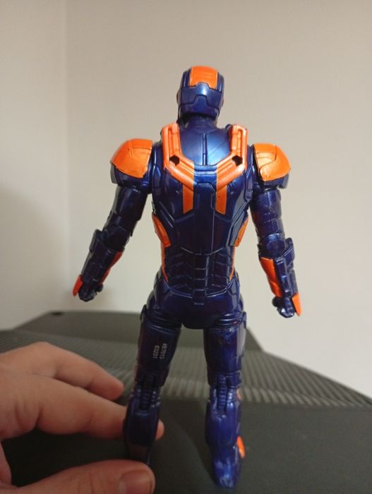 Marvel Legends iron man disco armor