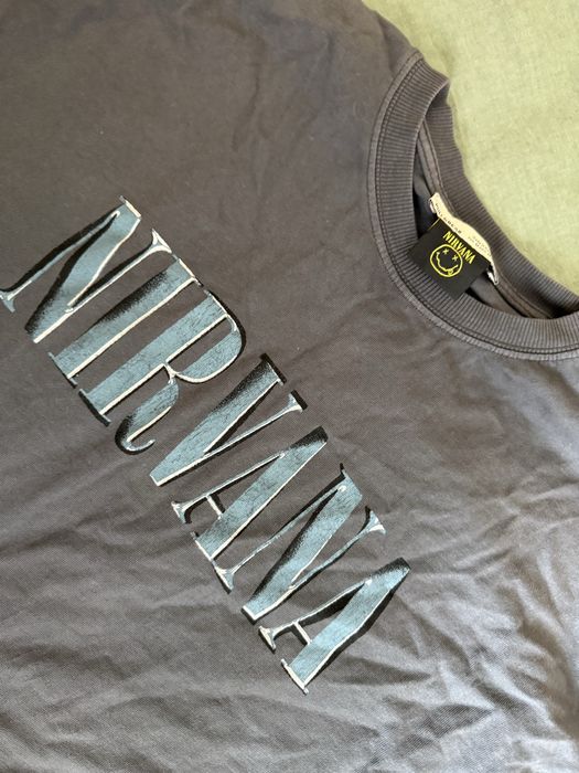 кофта nirvana pull and bear