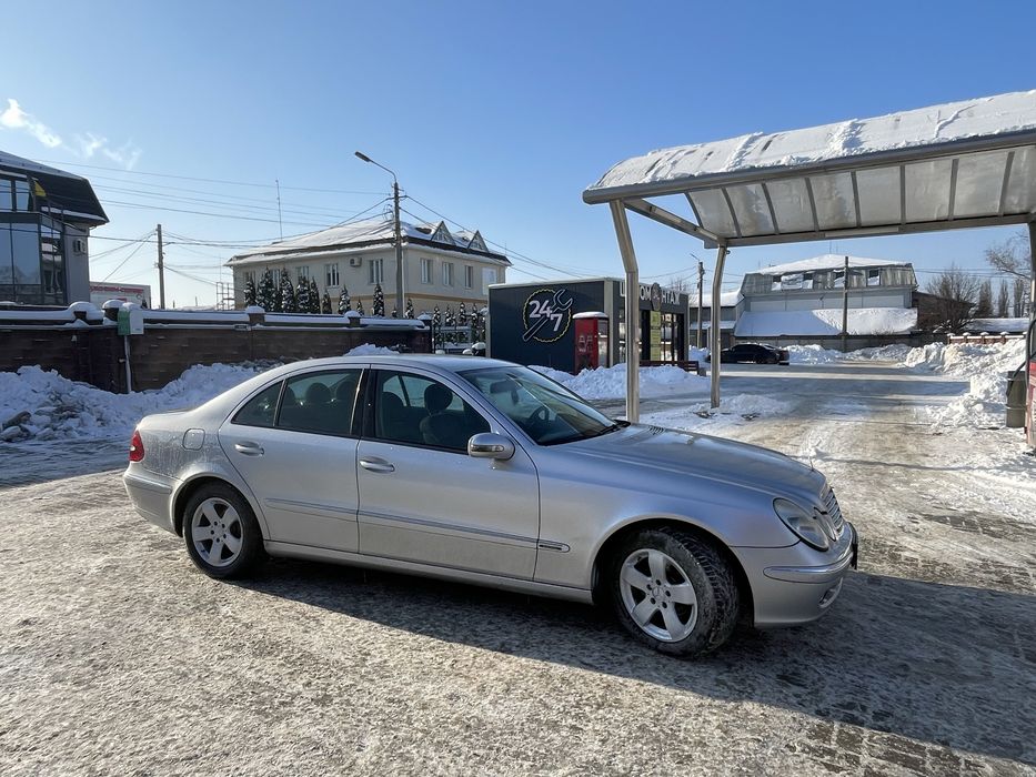 Продаи Mercedes 211 2.2 cdi АКПП