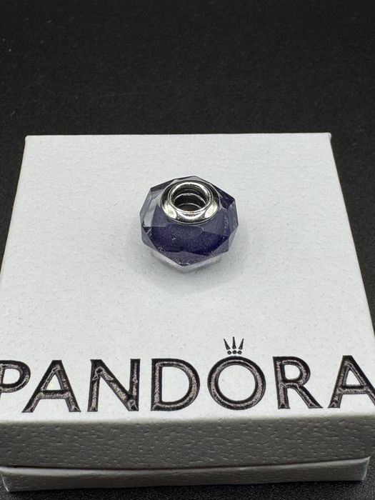 Pandora Charms Fasetowany Niebieski ze szkła Murano