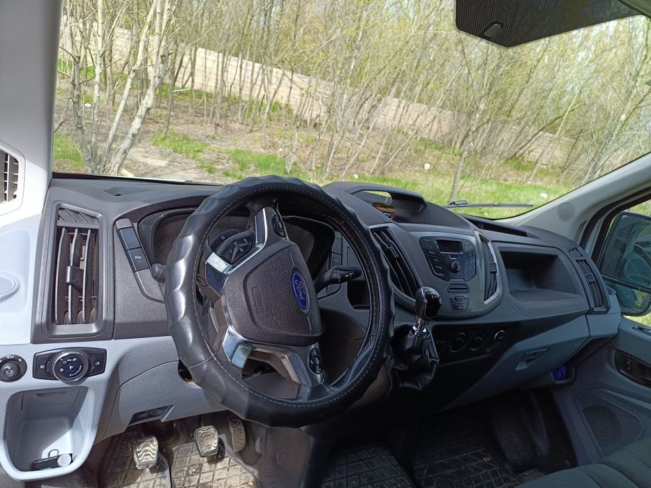 Ford transit 2017