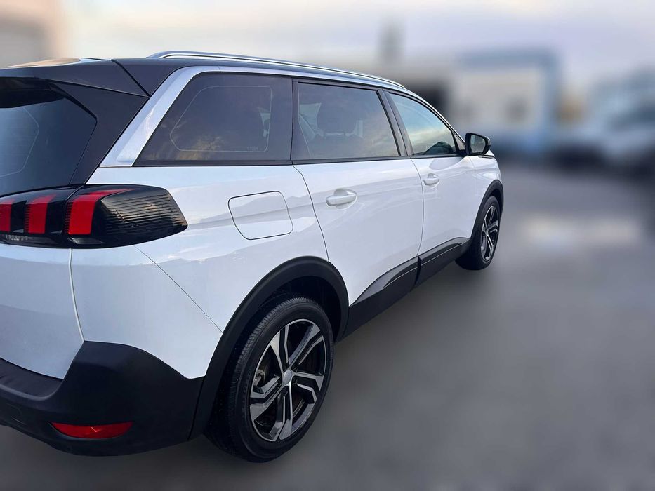 Peugeot 5008 II 1.5 BlueHDi 7Lug de 2018 Salvado