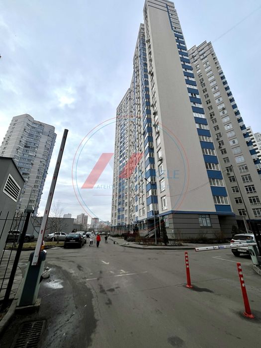 Без% Підземний паркінг Позняки Пчілки 7в ЖК Традиція Ашан Драгоманова