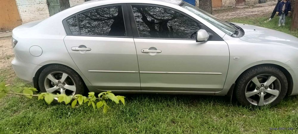 MAZDA 3 в гарному стані