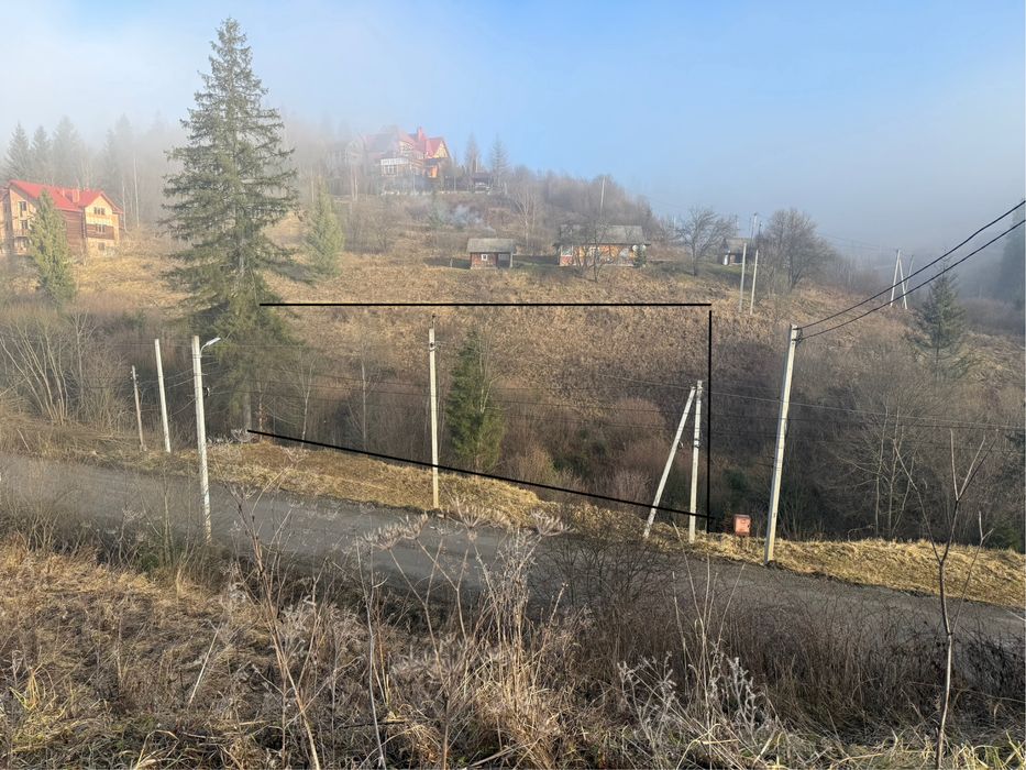 Продам земелну ділянку  17 сотих без дукументів є два рішеня