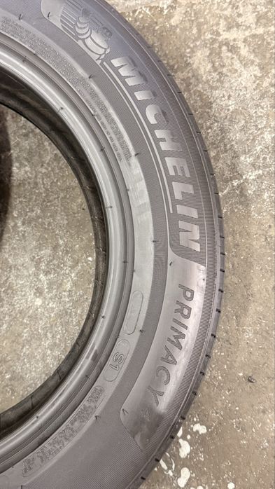 Pneus 215/65r17 Michelin Primacy 4 com 80% piso