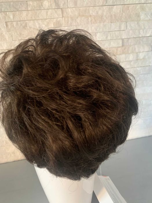 nowa peruka gęsta piekna kolor brąz