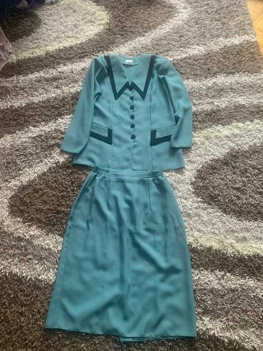 Komplet garnitur/marynarka ze spódncią XL wiosenne kolory