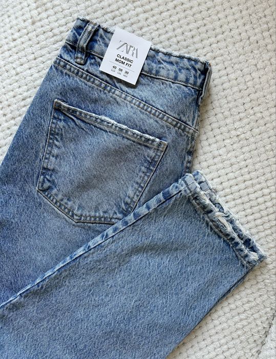 Zara jeansy Classic Mom Fit z dziurami r.40