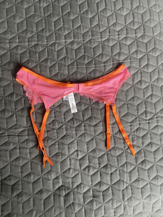 Пояс для панчох atmosphere