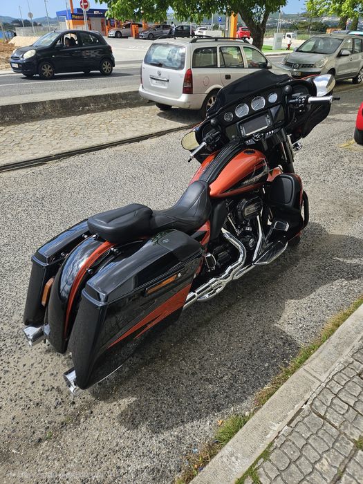 Harley davidson street glide cvo 2017