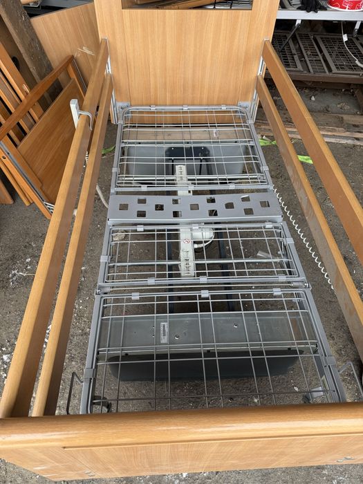 Sprzedam lóżka rehabiltacyjne ortopedyczne