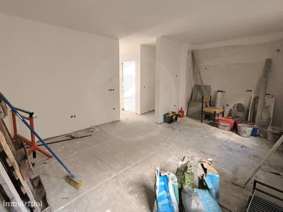 Andar Moradia T2 Totalmente Remodelado na Póvoa de Varzim