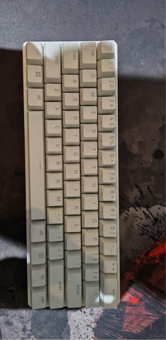 Klawitura razer huntsman mini purple switches