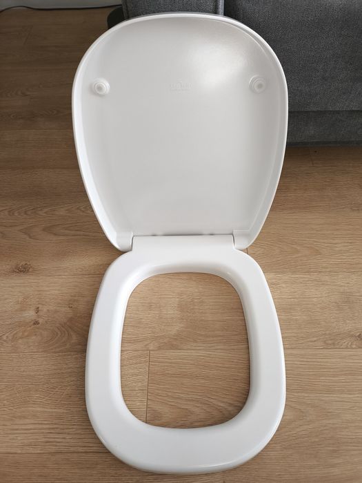 Miska WC podwieszana Cersanit z deską