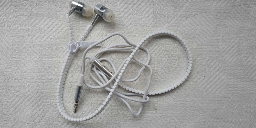 Навушники на блискавці/змійці з гарнітурою