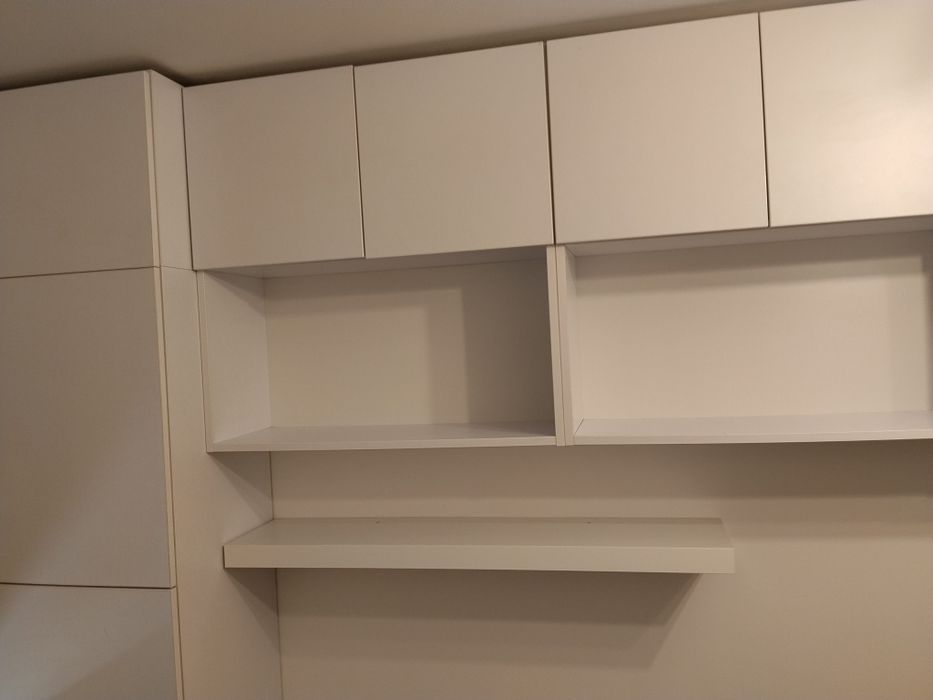 Sprzedam zestaw mebli