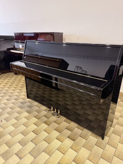 Piano Vertical Yamaha M5J