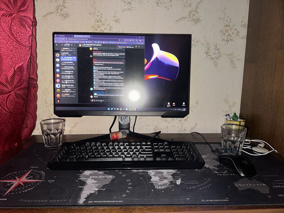 Копютер с монитором мишкой клавой и тд