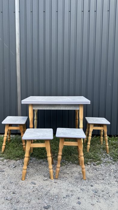 Кухонний комплект