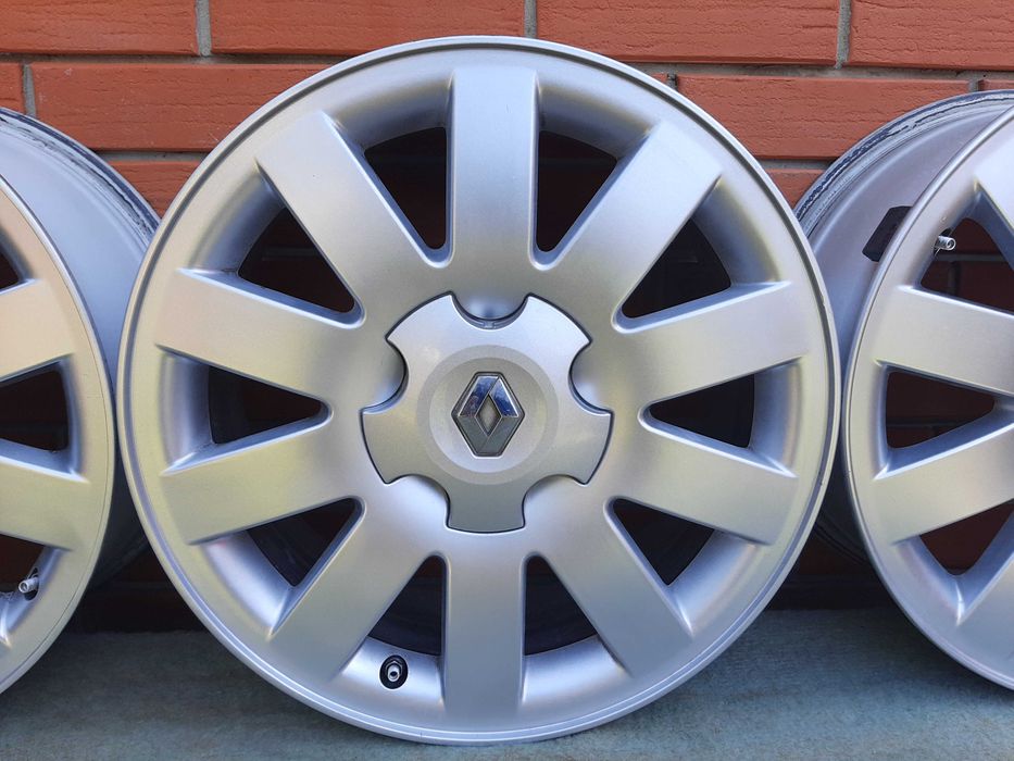 5×108 R16 6.5 J ET50 легкославні оригінaльні диски Renault