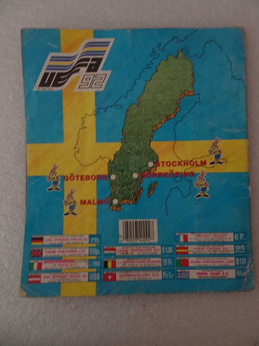 Caderneta de cromos de futebol Euro 92 Panini (faltam 104 cromos)