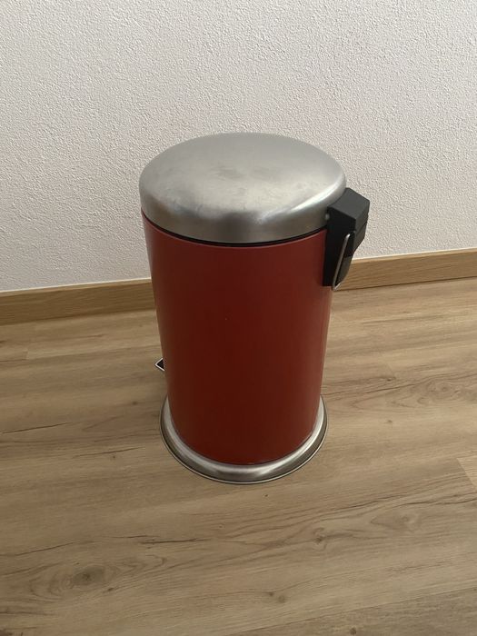 Caixote do lixo vermelho Ikea64750576779009121