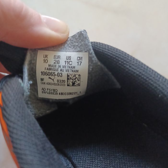 Buty Puma piłkarskie jak nowe 28/17 cm