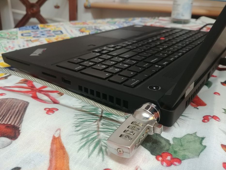 G-Klasa Laptop Lenovo ThinkPad P15 T15g 8 GB video RAM stacja robocza