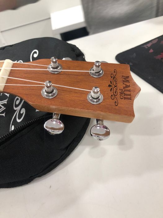 Soundsation Ukulele Maui Pro MPUK 110M Vendo por 35€ Cedofeita