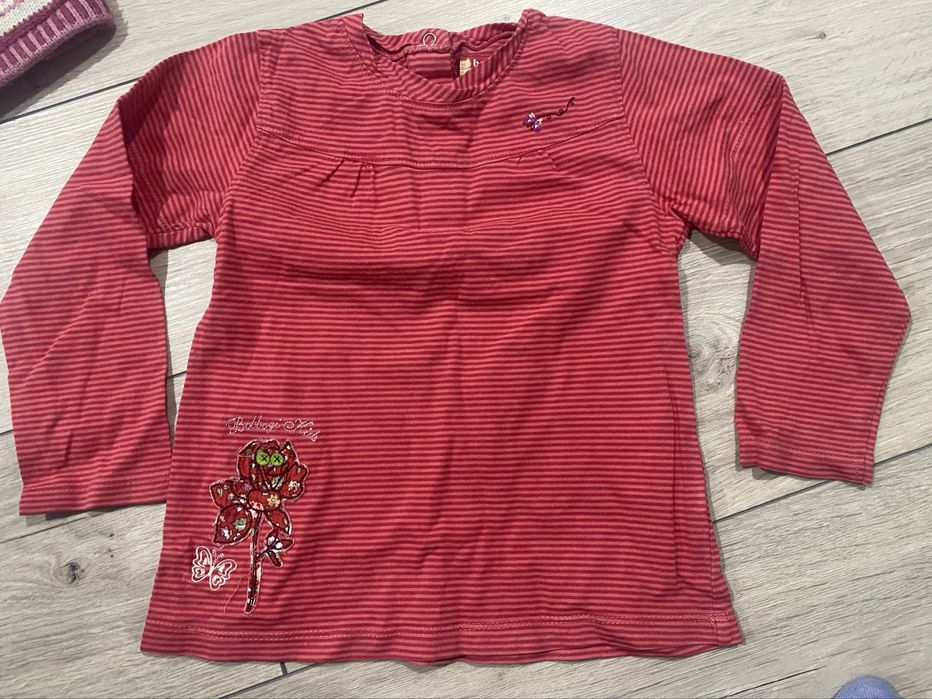 Віддам безкоштовно речі на дівчинку 9 міс -1 рік