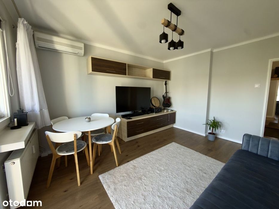 Sieradz słoneczne 24 m² /duży balkon /po remoncie/ 4 piętro/Al. Pokoju