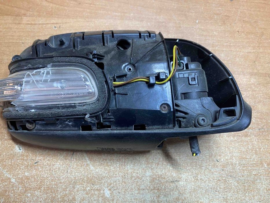 Праве зовнішнє дзеркало Тойота Авенсіс т25 рестайл 87901-05190