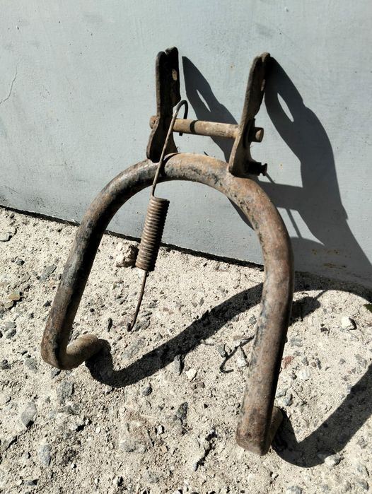 Цетральна опораз пружиною мт