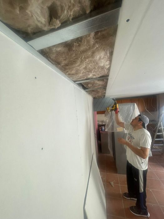 Pladur  barramento pintura flutuantes e trolha