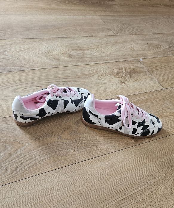 Sneakersy krówka 36
