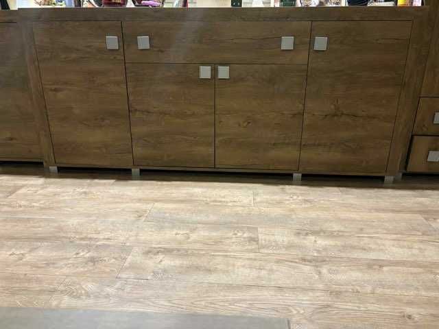 Sprzedam dużą komodę