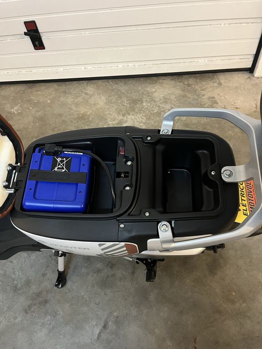 Scooter eletrica