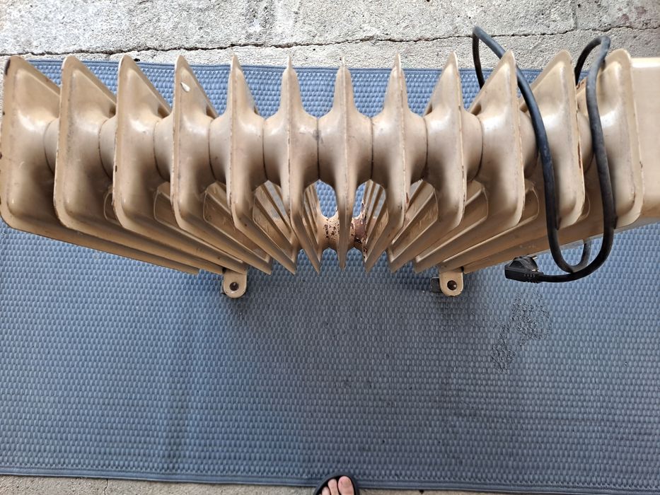 Grzejnik olejowy elektryczny 
elektryczny