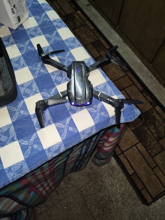 Drone E99 New439783848496353280