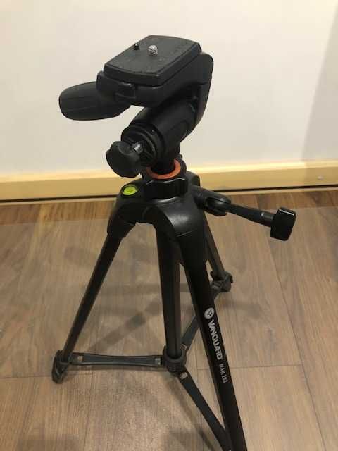 Штатив підлоговий Vanguard MAK 203