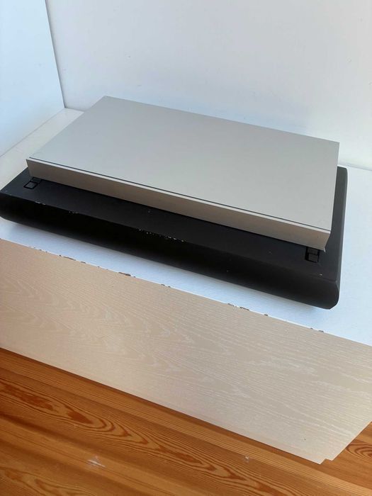 Televisão Bang & Olufsen BeoVision 4 - 50 updl com BeoSystem 3