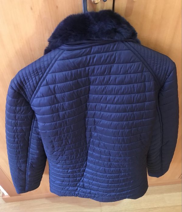 Casaco azul com gola de pelo (Erik Garthus Norway)