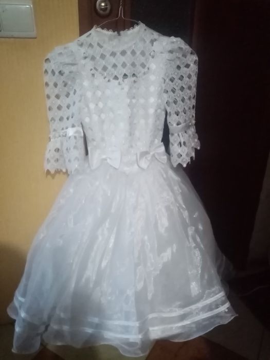 Святкове плаття дитяче 6-8років.до причастя