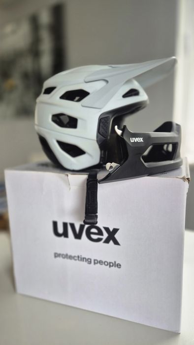 Kask Uvex Revolt