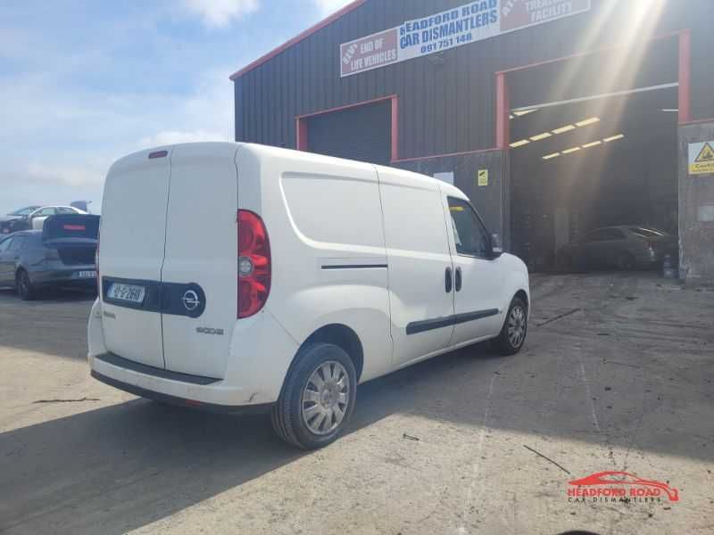 Бампер Opel Combo розборка шрот