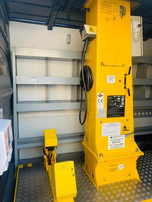 Автовишка АГП-'12; АГП-15. Послуги автовишки.